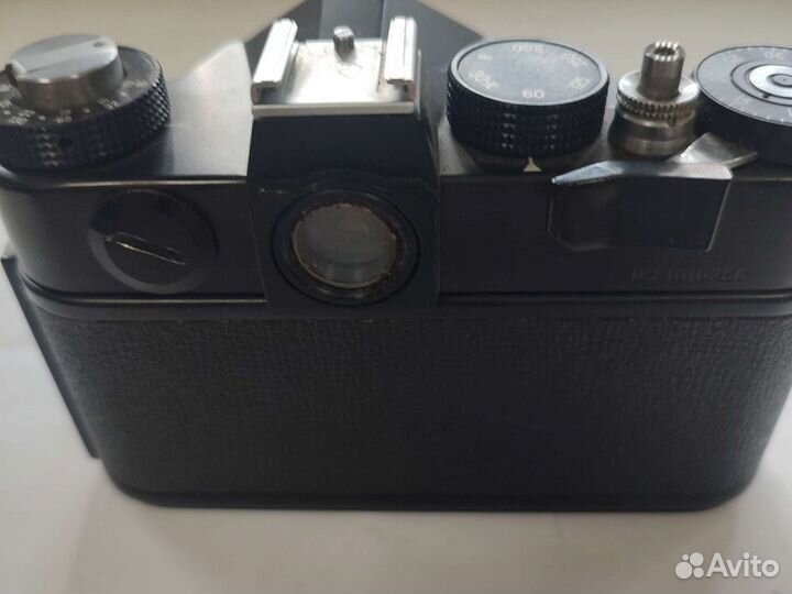 Плёночный фотоаппарат Зенит ттл