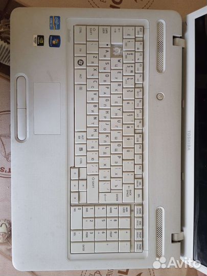 Ноутбук toshiba satellite