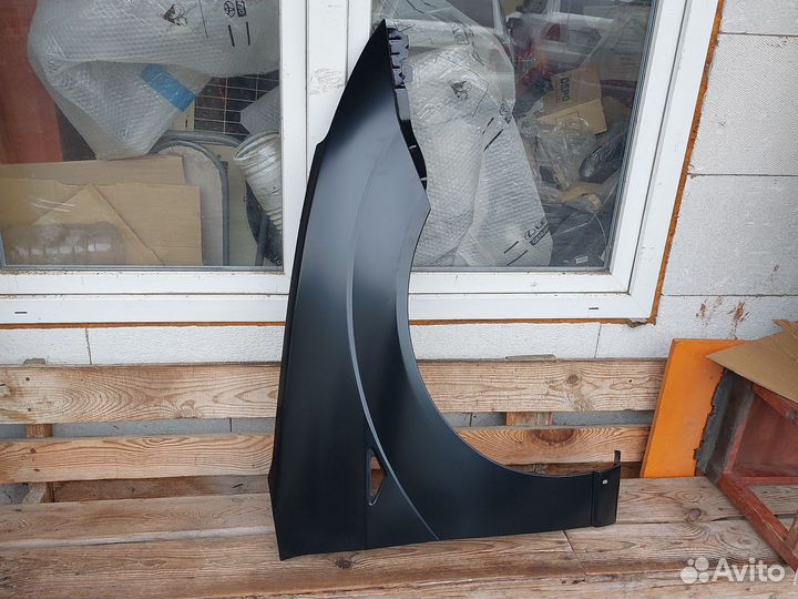 Форд Фокус 1 крыло переднее