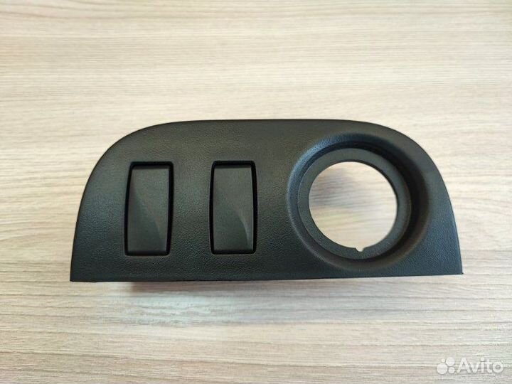 Накладка панели приборов Renault Sandero Stepway