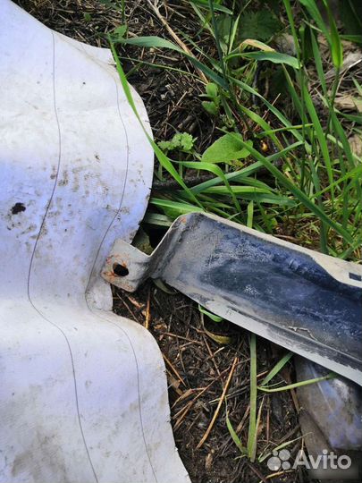 Крыло правое переднее Geely emgrand