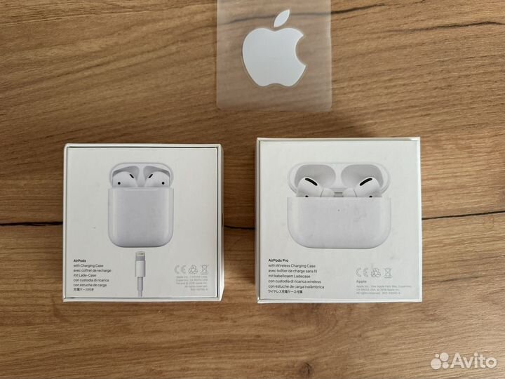 Пустые коробки от наушников airpods