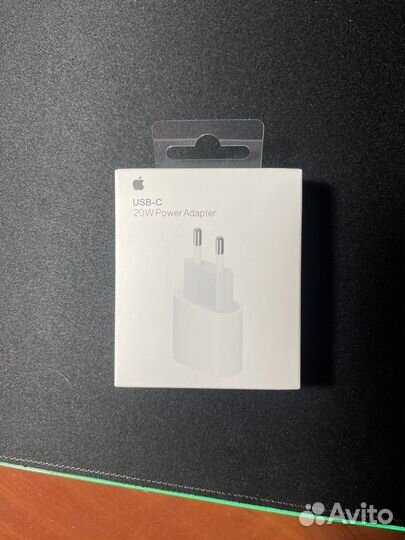 Блок для телефона iPhone 20w