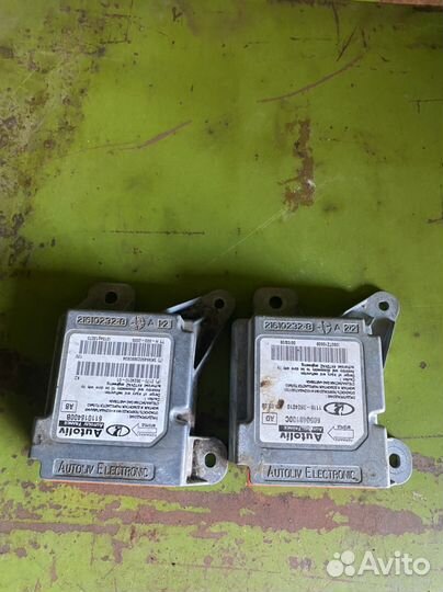Блок управления airbag на LADA priora 2170