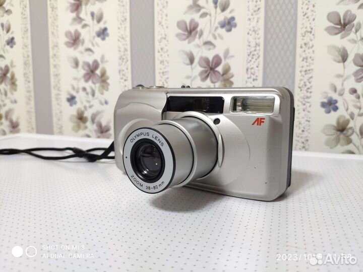 Плёночный фотоаппарат Olympus