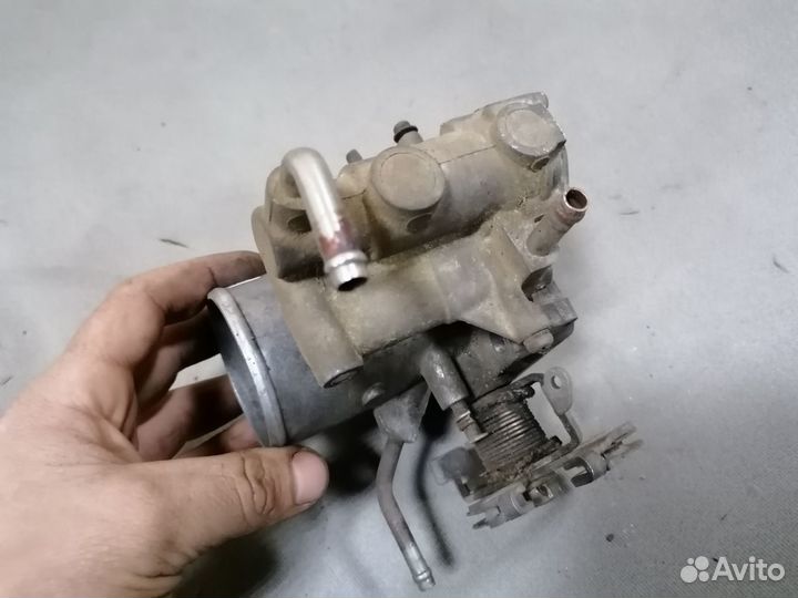 Дроссельная заслонка Toyota Sprinter Carib II