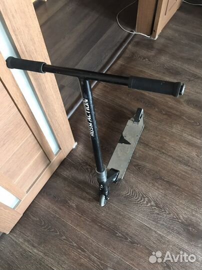 Трюковой самокат