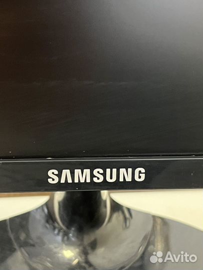 Монитор Samsung 23.5