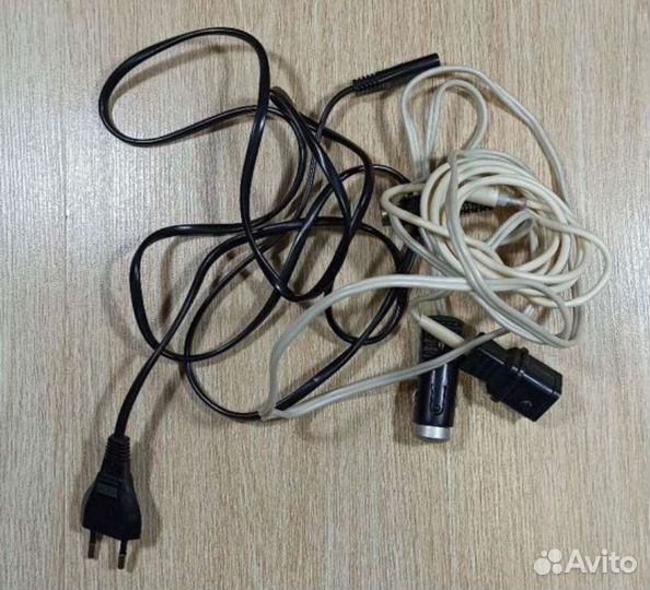 Кассетний магнитофон Tristar