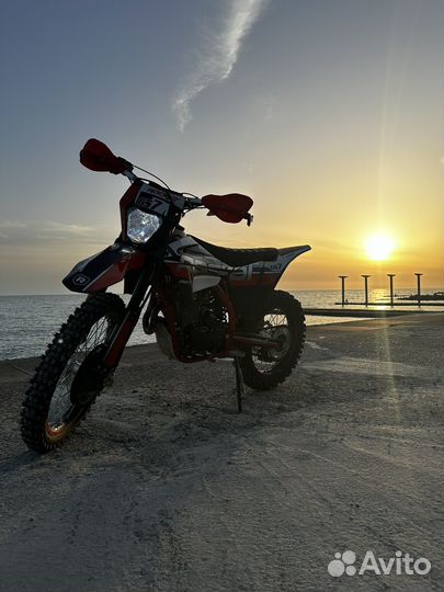 Мотоцикл эндуро rockot GS 7 Tribute, PR250