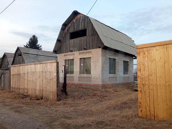 Дача 30 м² на участке 6 сот.