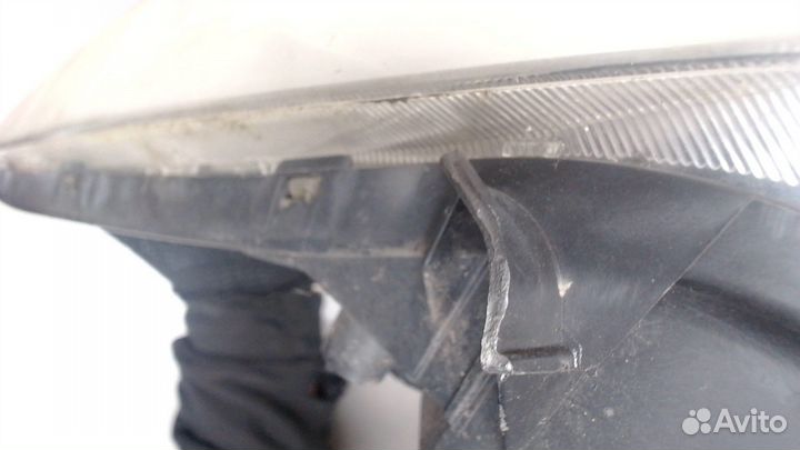 Фара (передняя) Toyota Yaris, 2006