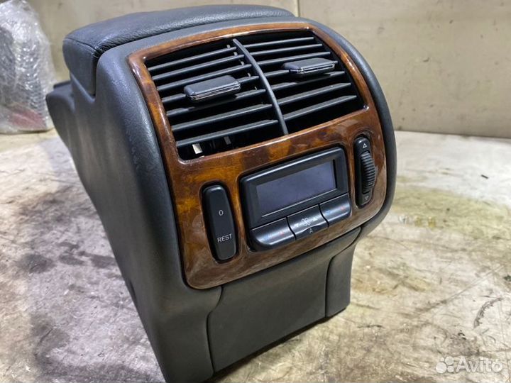 Подлокотник Mercedes-Benz S-Class W220 M113E50