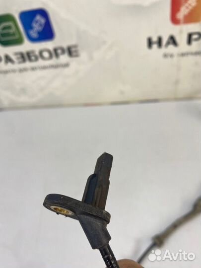 Датчик abs передний правый Land Rover Freelander 2