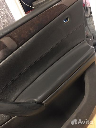 Обшивка двери w203