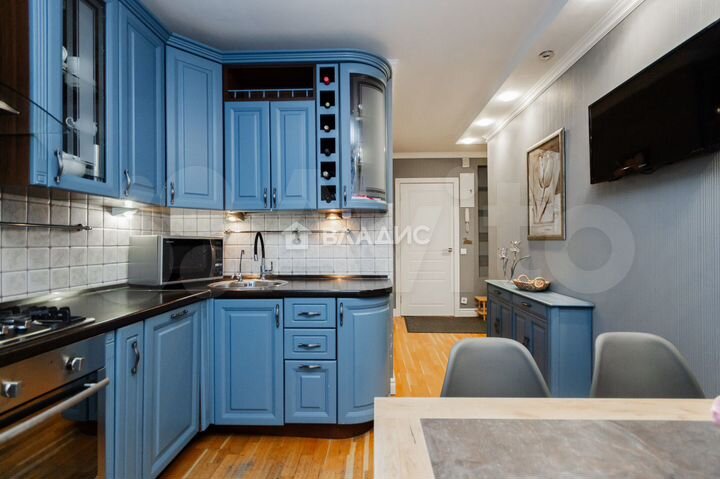 2-к. квартира, 51 м², 8/10 эт.