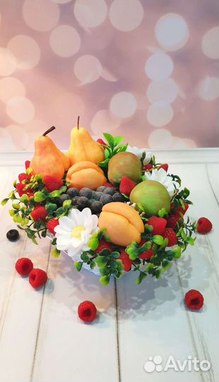 Интерьерные композиции.Корзина фруктов из мыла