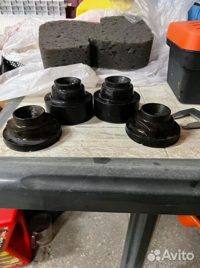 Проставки Skoda Rapid