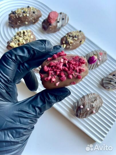 Королевские финики и бананы в шоколаде