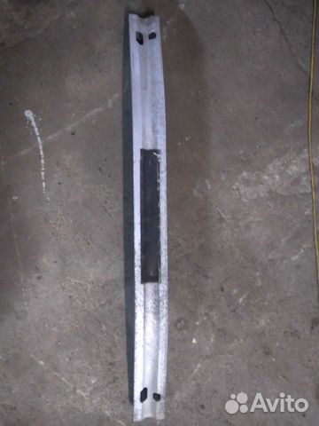 Усилитель переднего бампера Toyota Highlander