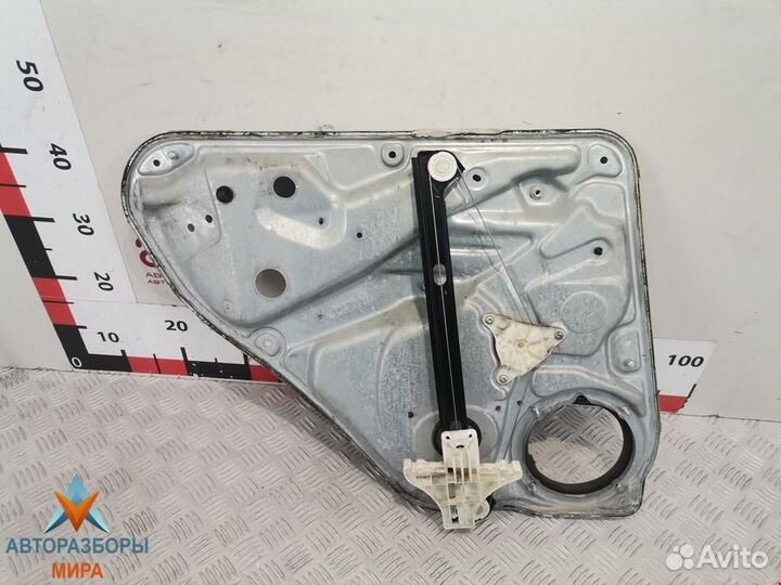 Стеклоподъемник электрический задний правый