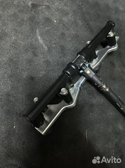 Топливная рампа форсунки в сборе Honda CBR 600 RR