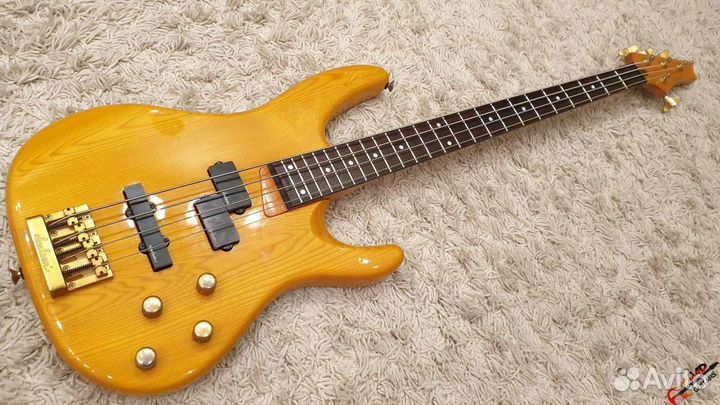 Бас гитара Charvel CSB-075, Japan