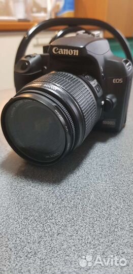 Зеркальный фотоаппарат canon 1000d