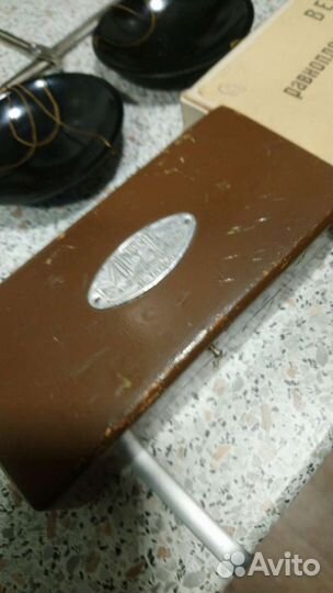 Весы равноплечие ручные вр-100