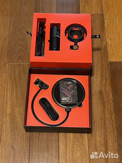 Новый микрофон lorgar voicer 721