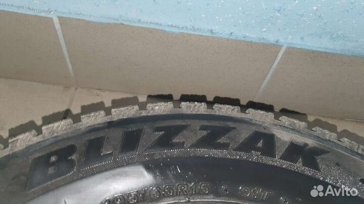 Bridgestone Blizzak Spike-01 195/65 R15 91T
