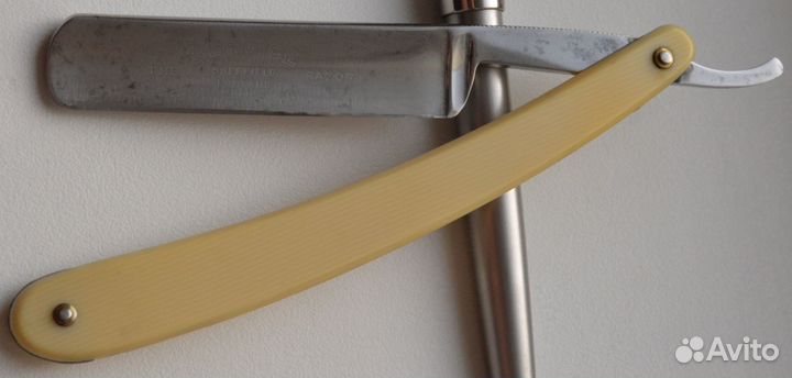 Service, THE razor sheffield, england. john watts