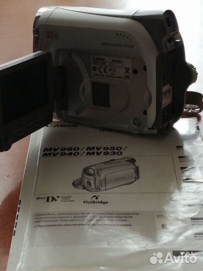 Видеокамера canon MV 930
