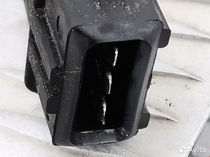 Датчик для Hyundai-KIA Carnival (Sedona) 1 (UP/GQ)