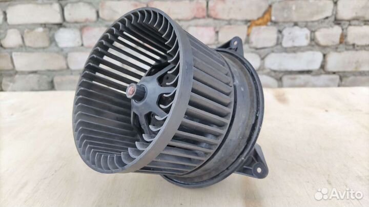 Вентилятор отопителя Ford Tourneo Connect