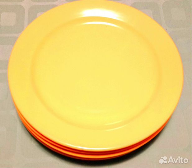 Тарелка плоская