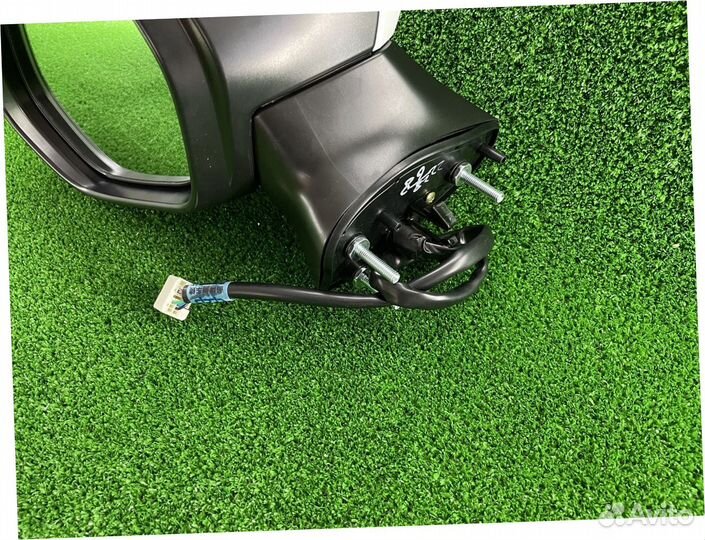 Зеркало левое Camry XV70 18