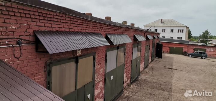 Бригада строителей