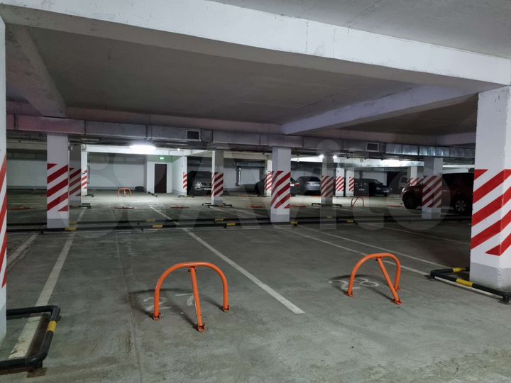 Машиноместо, 17 м²