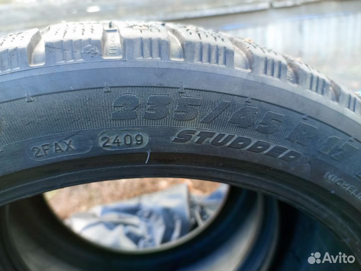 Michelin X-Ice North 235/45 R17 97T