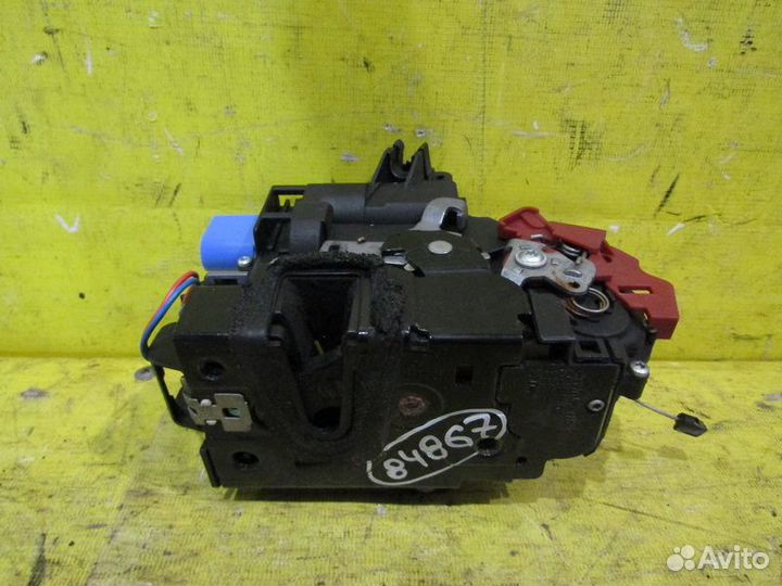 Замок передней двери Skoda Fabia II 07-14г 84867
