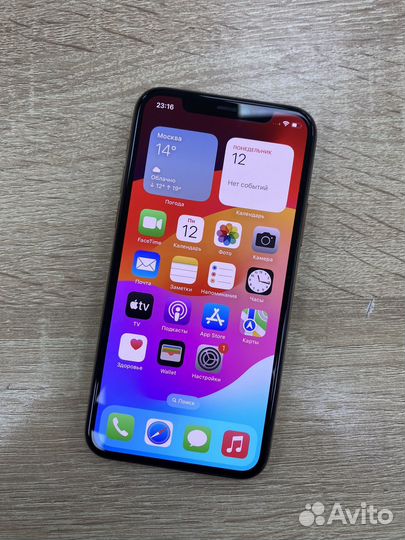 iPhone 11 Pro, 64 ГБ