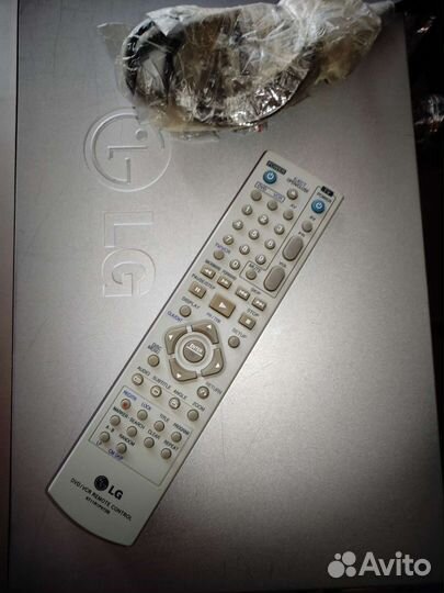 Видеомагнитофон DVD плеер LG DC487 VHS