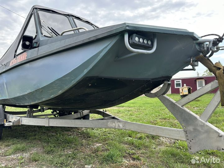 Борус 570 катер водометный
