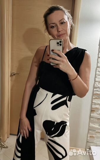 Комбинезон вечерний Италия 46 размер новый 3900