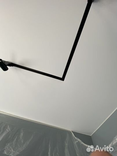 Черный трек