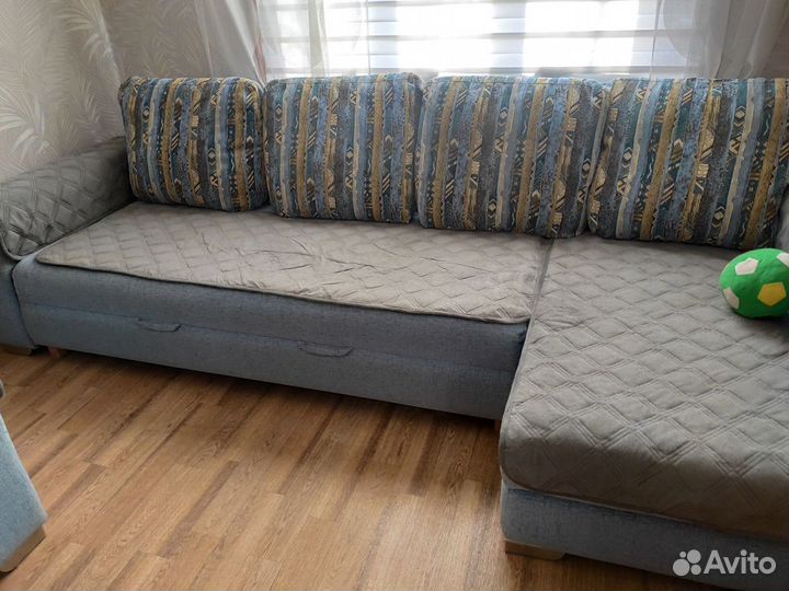 Большой угловой диван бу