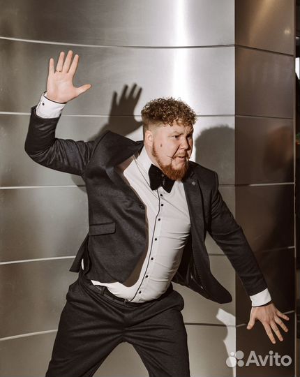 Ведущий / Тамада + DJ с оборудованием