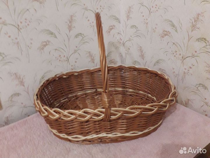 Корзина плетеная