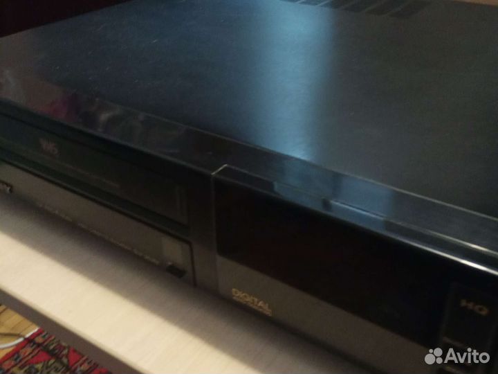Видео магнитофон кассетный